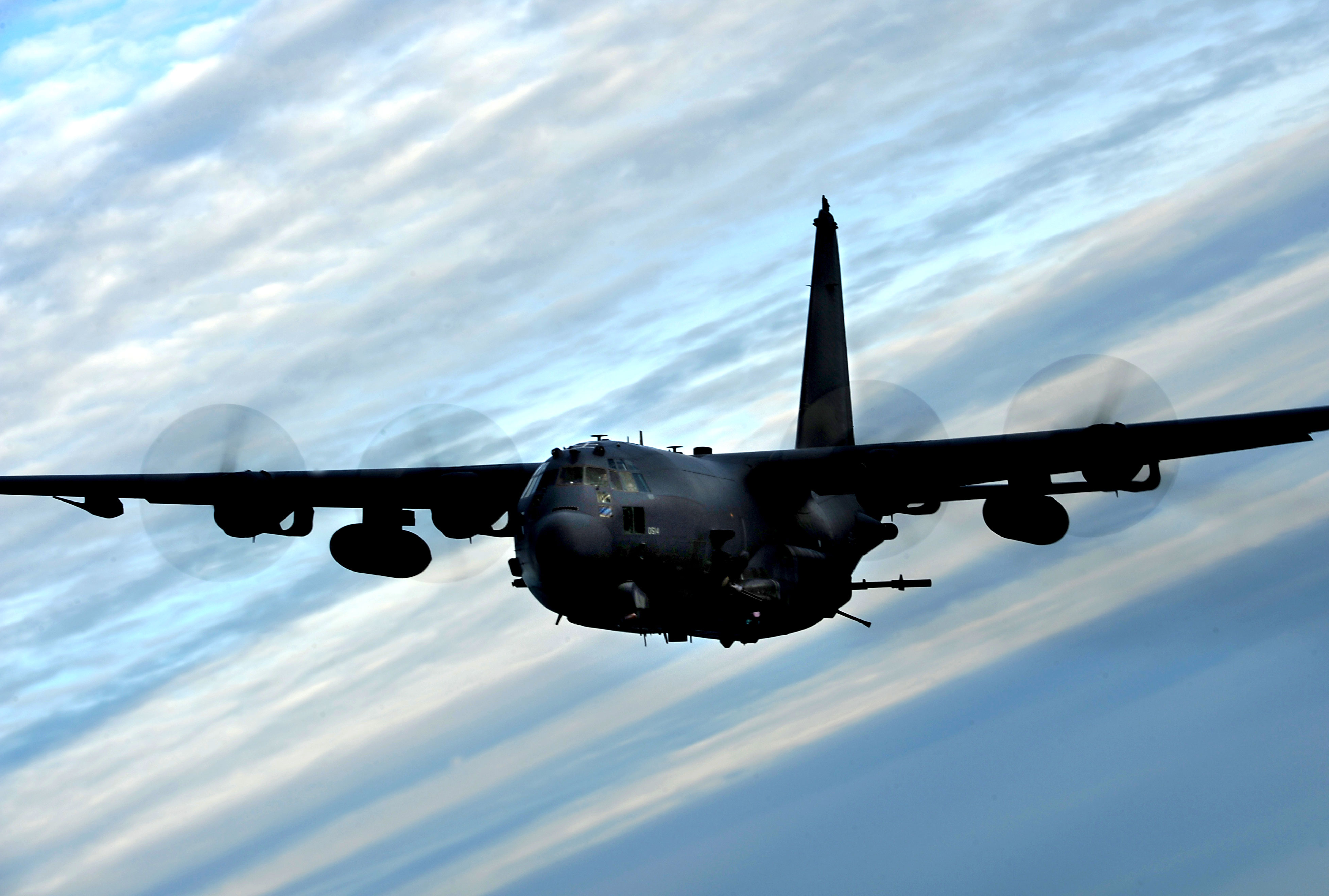 5 Devastating AC 130 Gunship Weapons