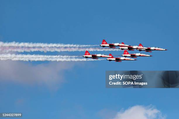 Air Force Flight Demonstration Team Photos And Premium High Res