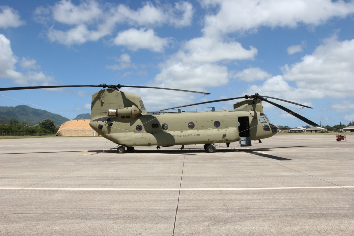 Boeing Ch 47F Chinook Helicopter 07 08740