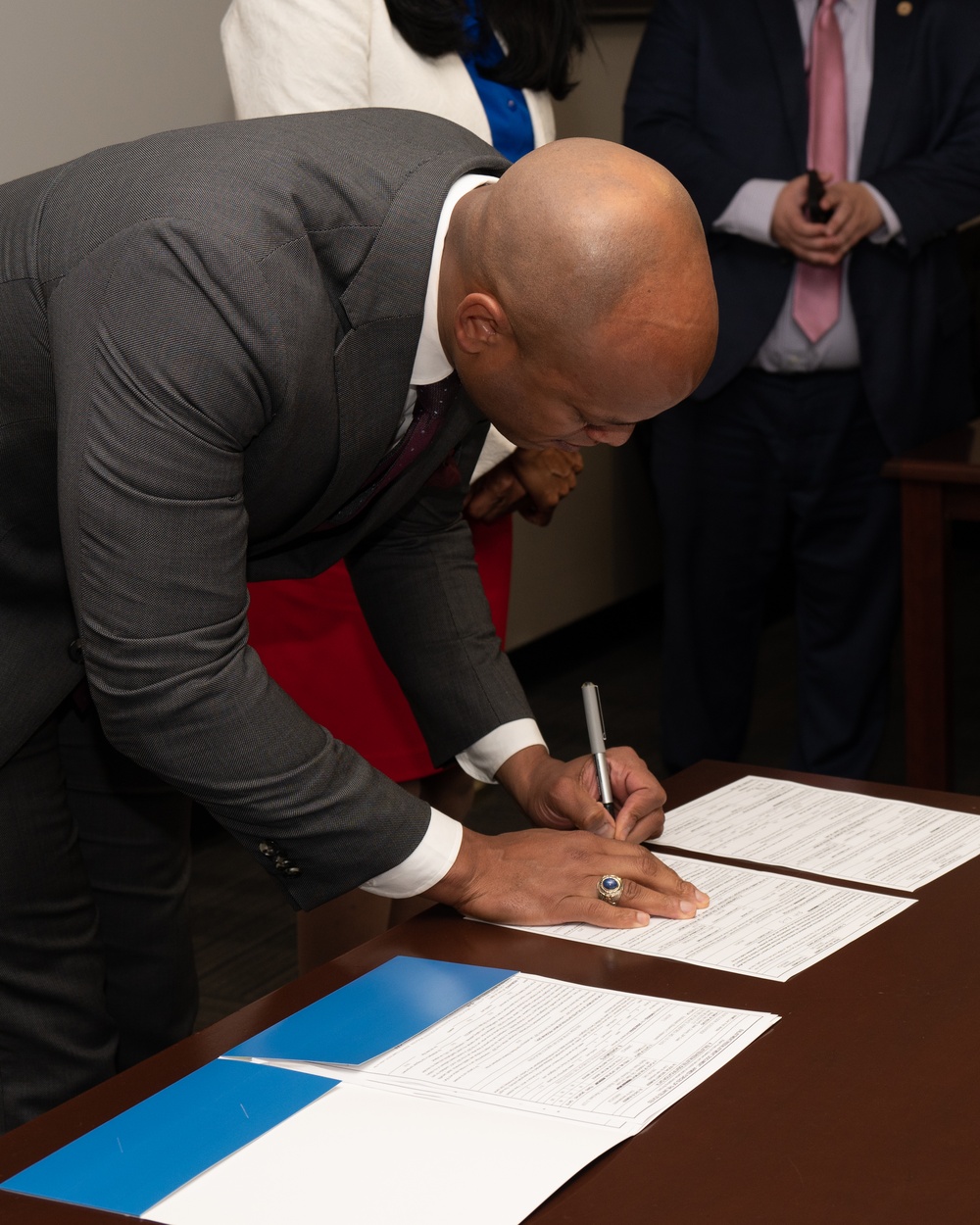 Dvids News Md Governor Signs Healthcare Bill For Guard Members At