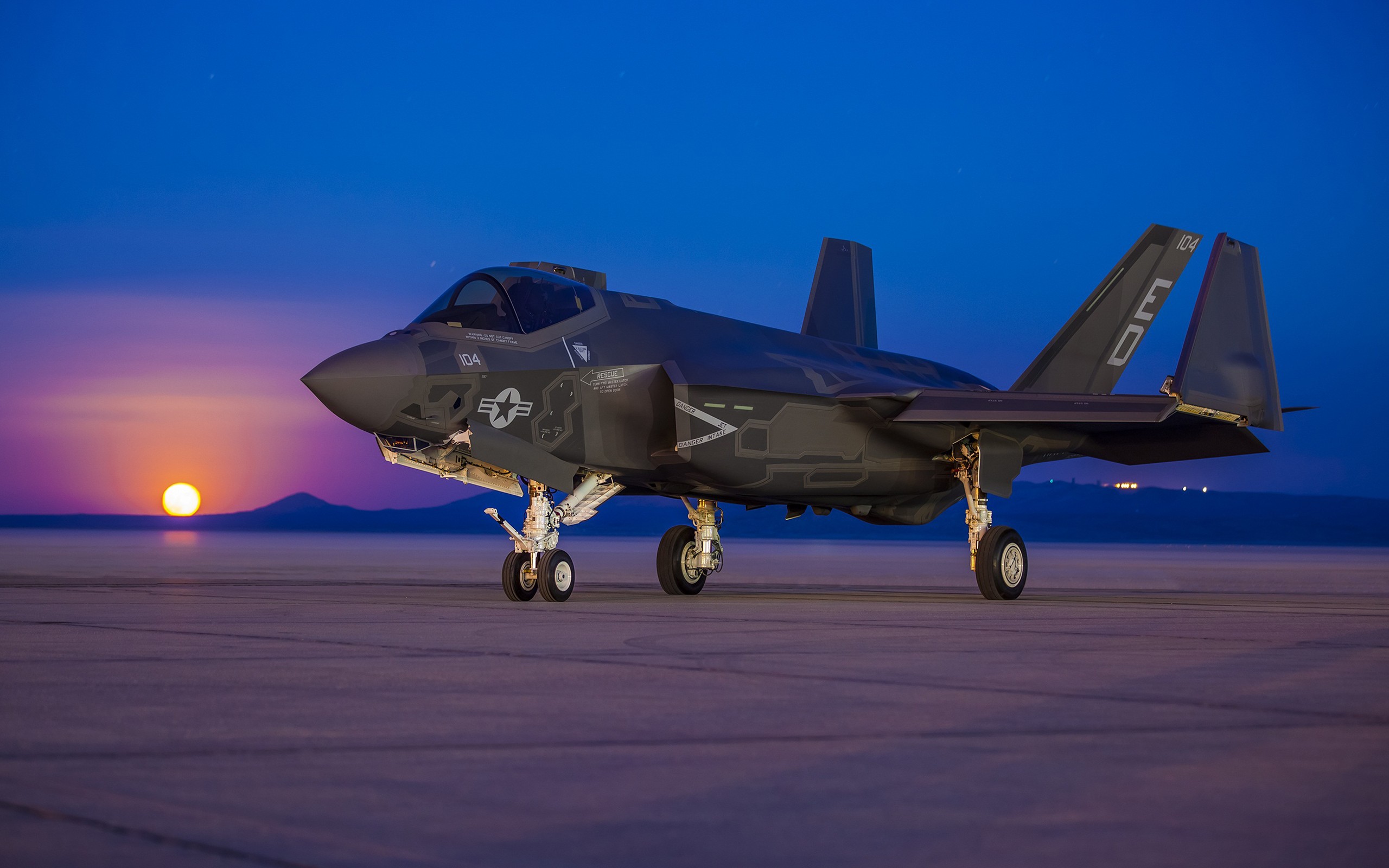 Lockheed Martin F 35 Lightning Ii Military Aircraft Aircraft Jet Fighter Sunset Us Air