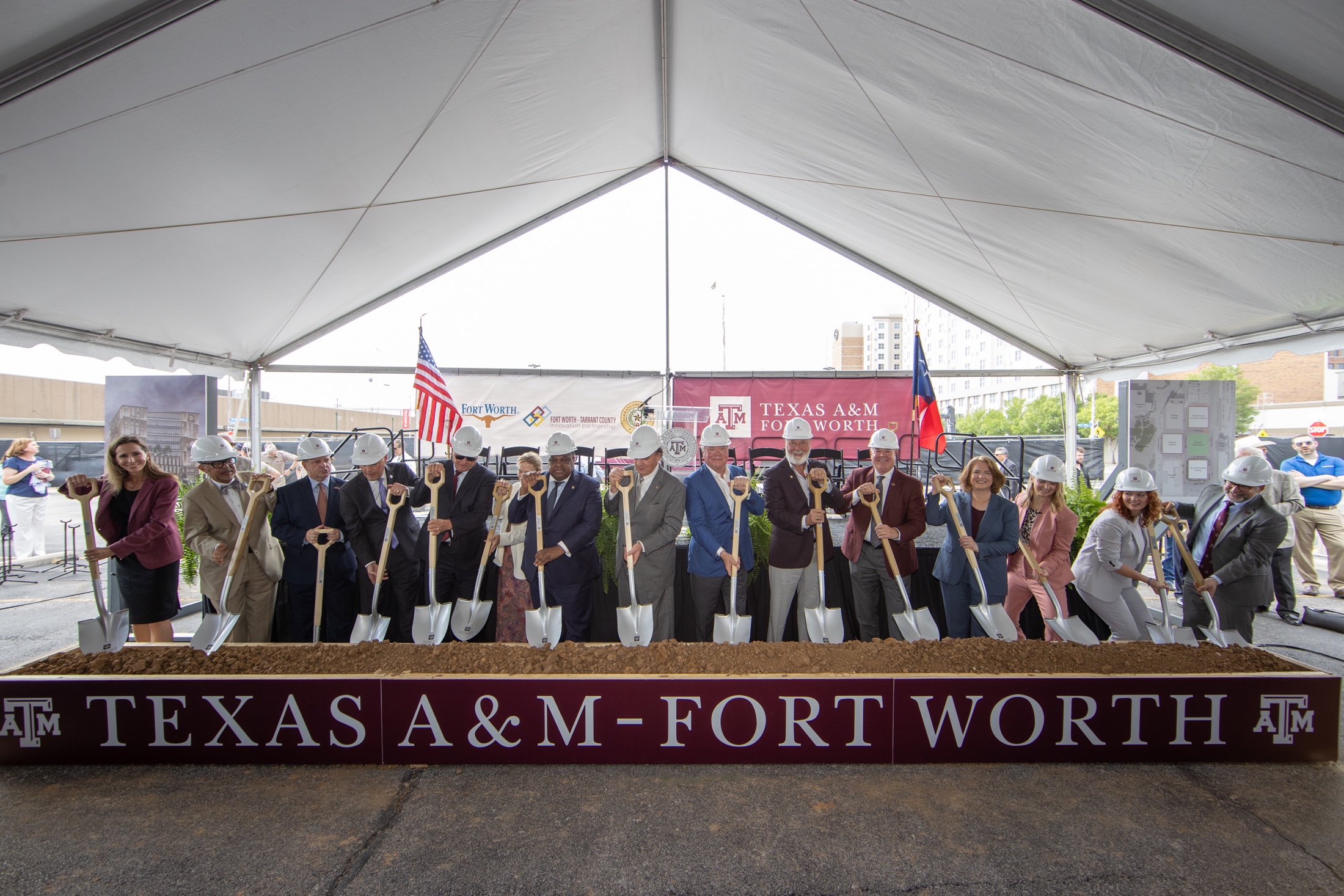 Texas A M Fort Worth Breaks Ground Partners With Lockheed Fort Worth