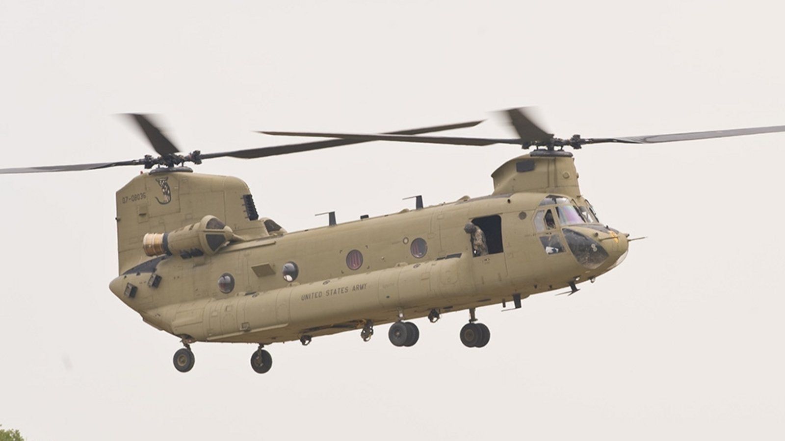 What is the Top Speed of a Chinook Helicopter