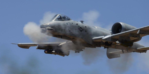 What It S Like To Get Shot At By The A 10 Warthog S Gatling Gun